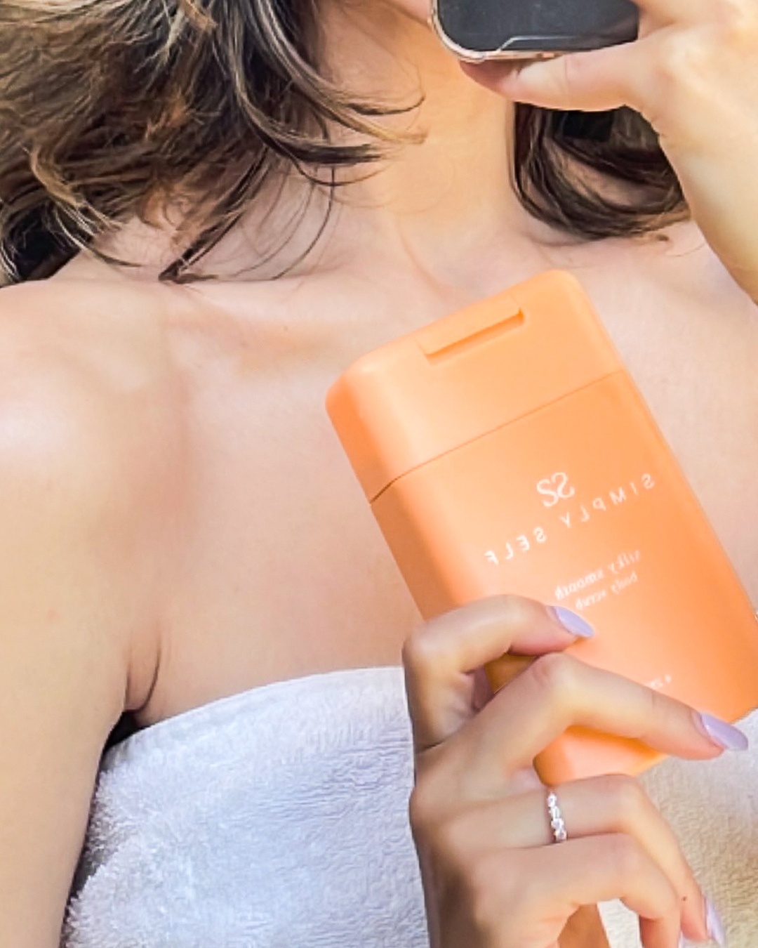 SILKY SMOOTH BODY SCRUB